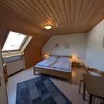 Gaestehaus Bollig בית הארחה 3*