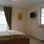 Gaestehaus Bollig בית הארחה 3*