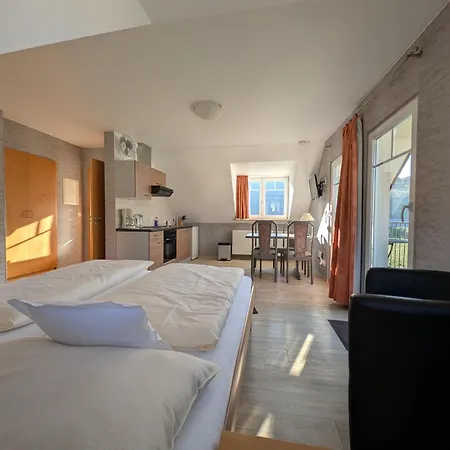 בית הארחה Gaestehaus Bollig 3*