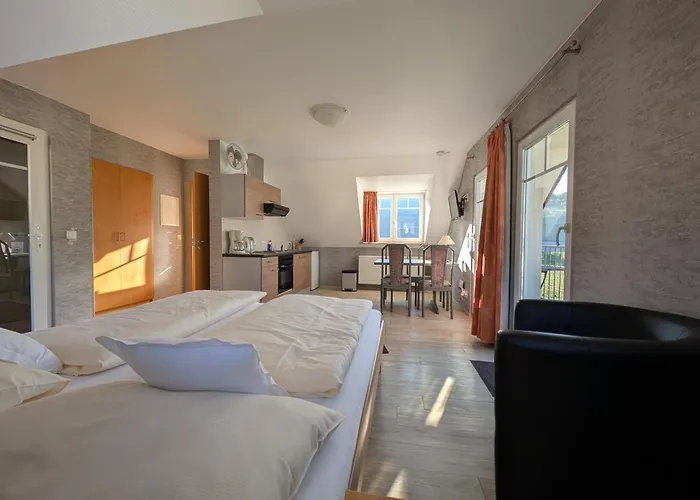 Pensjonat Gaestehaus Bollig 3*